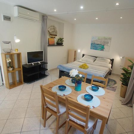 Luna 22 Poreč Exteriér fotografie